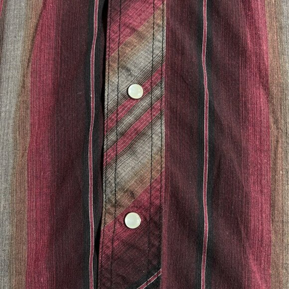 Frontier Button Up Shirt Men's XL Red Pearl Snap Striped Western Shirt - Picture 6 of 12